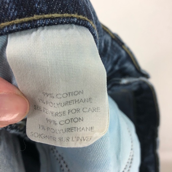 Textile Elizabeth and James Mid-Rise Debbie Distressed Jeans Sz 28 - Picture 6 of 9